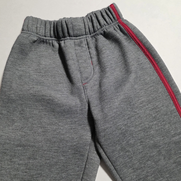 Disney Mickey Mouse Boys 7-8 2-Pc Set: Pullover Sweatshirt Jogger Pants Red/Gary - Picture 12 of 14